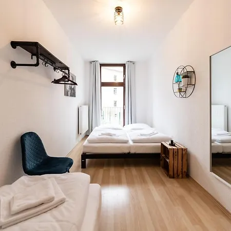 Ko-Living - Apartment Am Wasserturm - Vintage & Industrial Halle  Zewnętrze zdjęcie